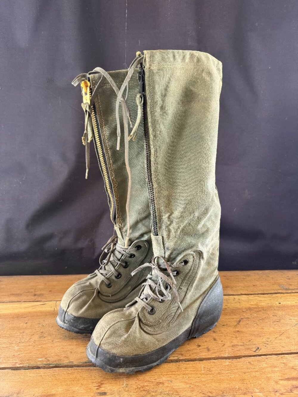 Military N-1B Extreme Cold Weather Mukluk Vintage Winter Boots Small